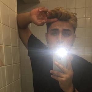 Meet your Posher, Erick